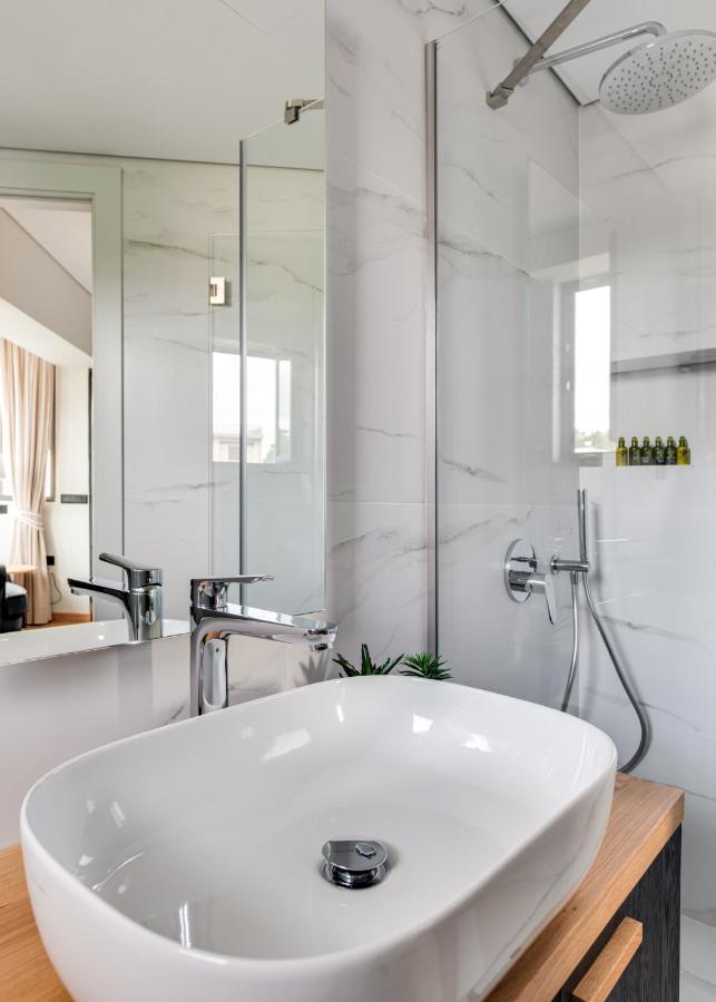Athenian Riviera Luxurious Residence מראה חיצוני תמונה